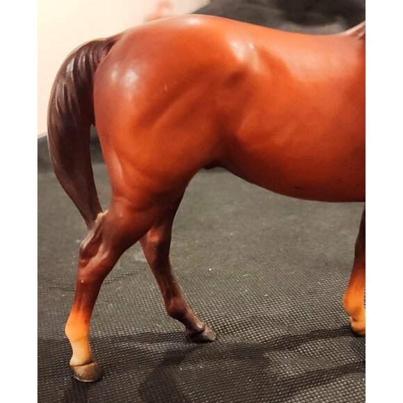 Vintage Breyer Horse Model Brown Glossy Finish Figurine Collectible Equestrian D - Picture 2 of 10